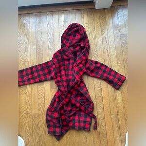 Eddie Bauer never worn flannel robe size 10-12